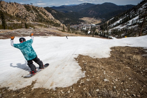 snowboarder tahoe no snow